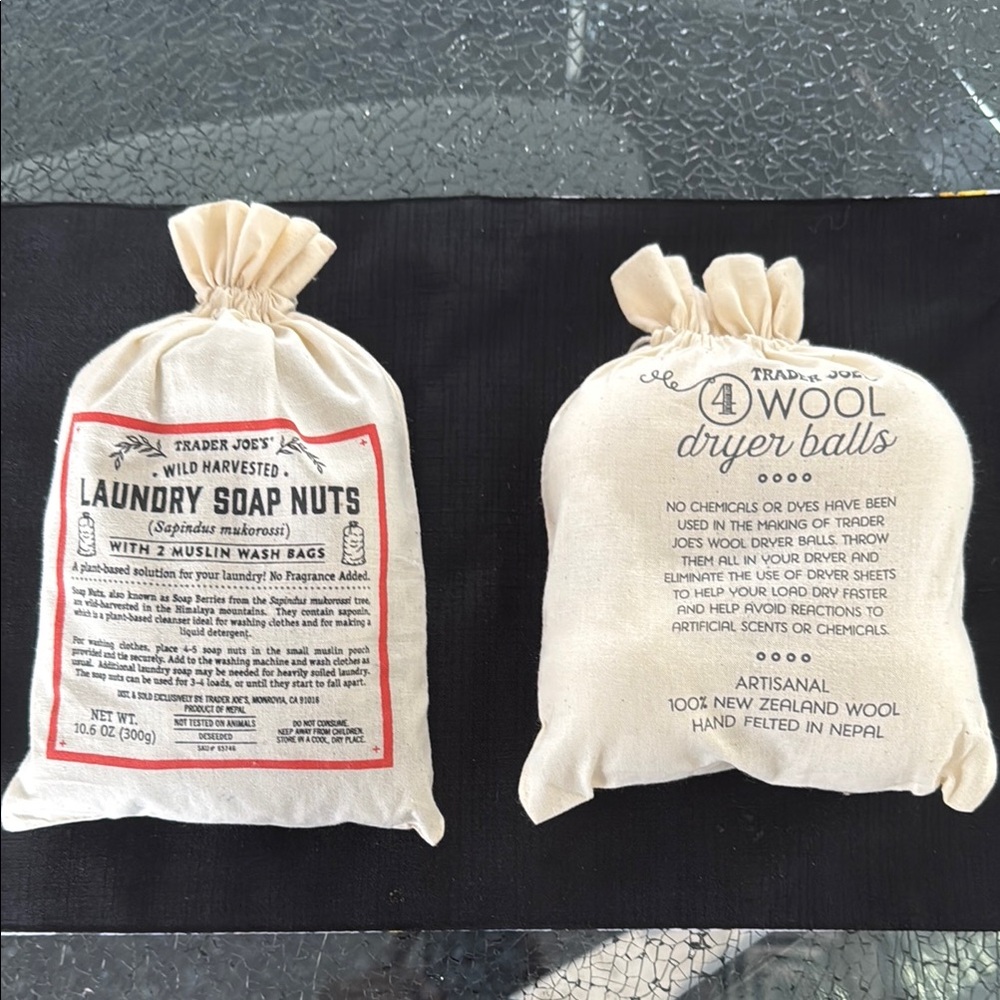 Natural Laundry Soap Nuts and Wool Dryer Balls Set